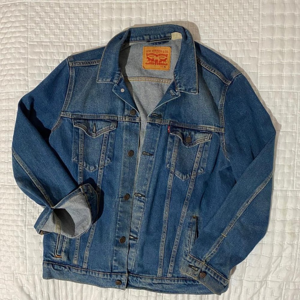 Vintage Levi's denim jacket XL